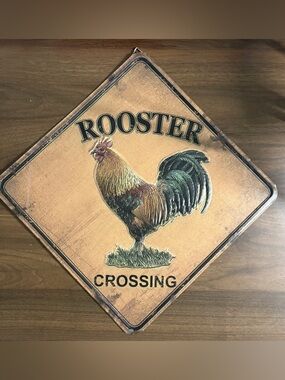 Rooster Crossing Metal Wall Sign - Rustic Farmhouse Decor